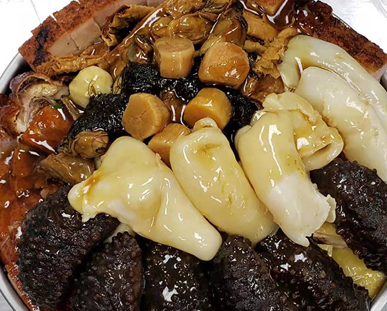 Image: Poon Choi 
                盤菜